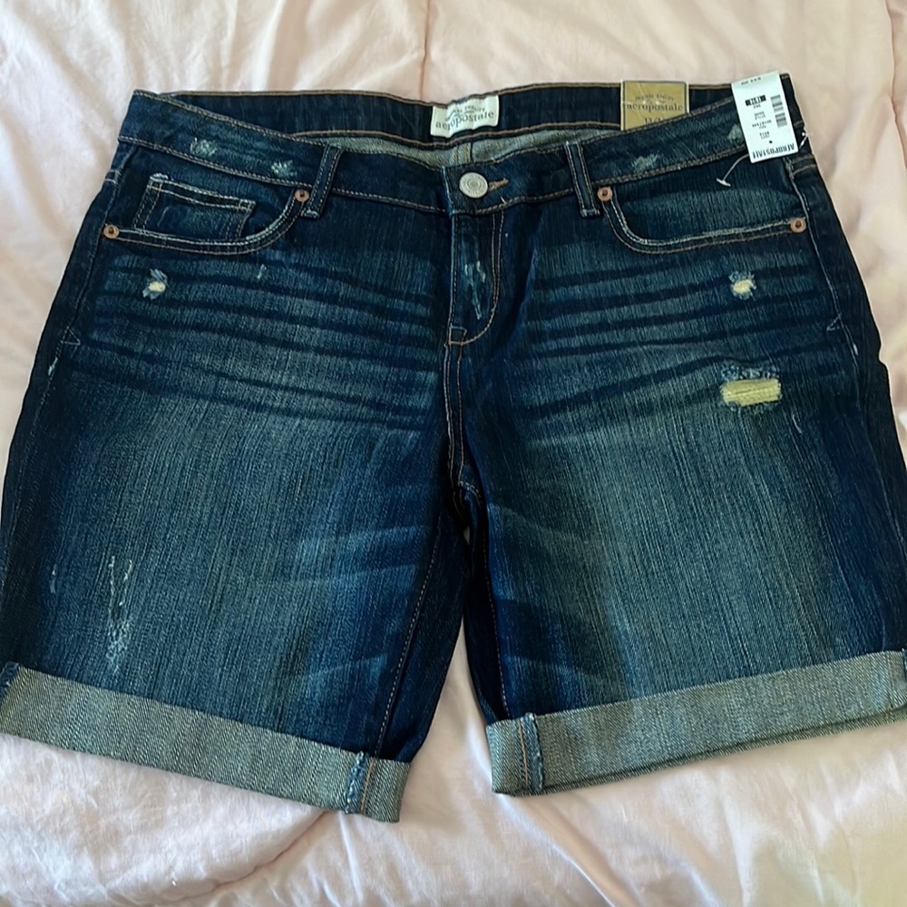 Aeropostale Womens Shorts (size 13/14)